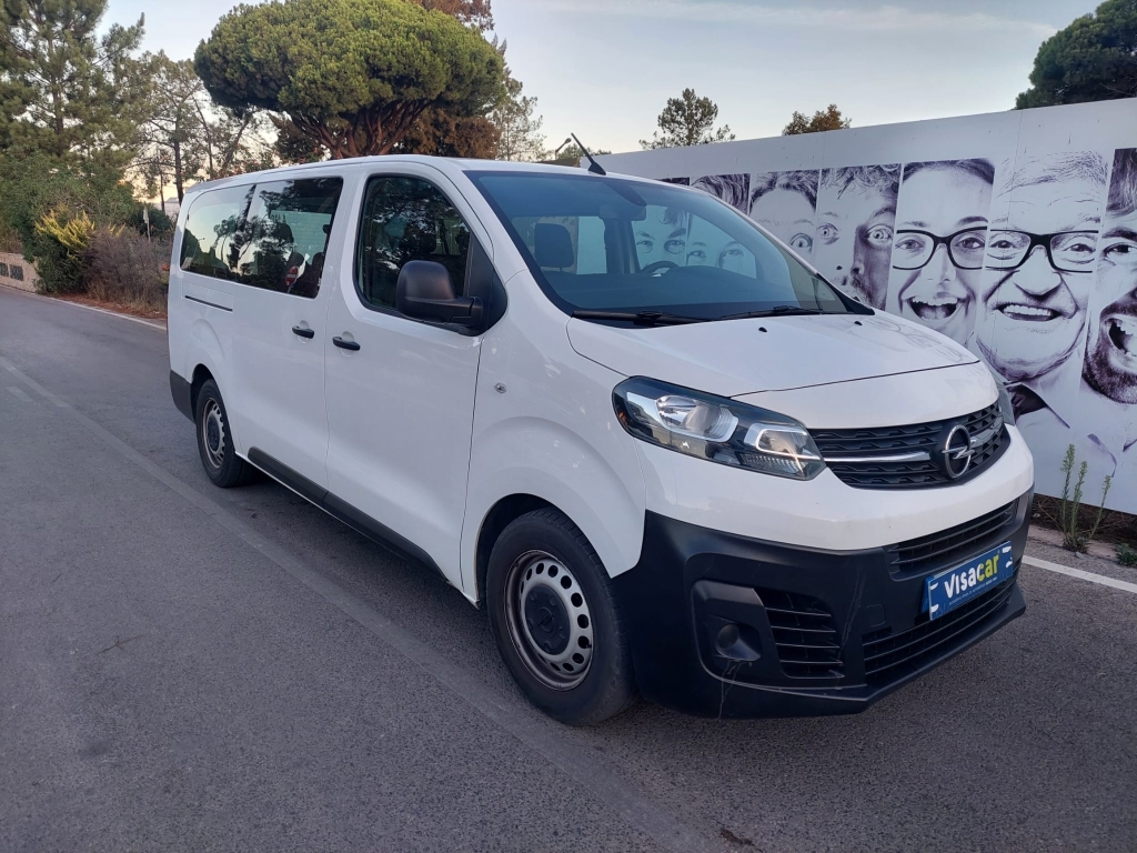 Opel Vivaro COMBI 9LUG